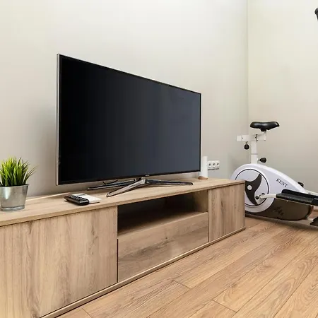 Beautiful 1bd Flat With A Parking Spot In The Centre Апартамент Пловдив